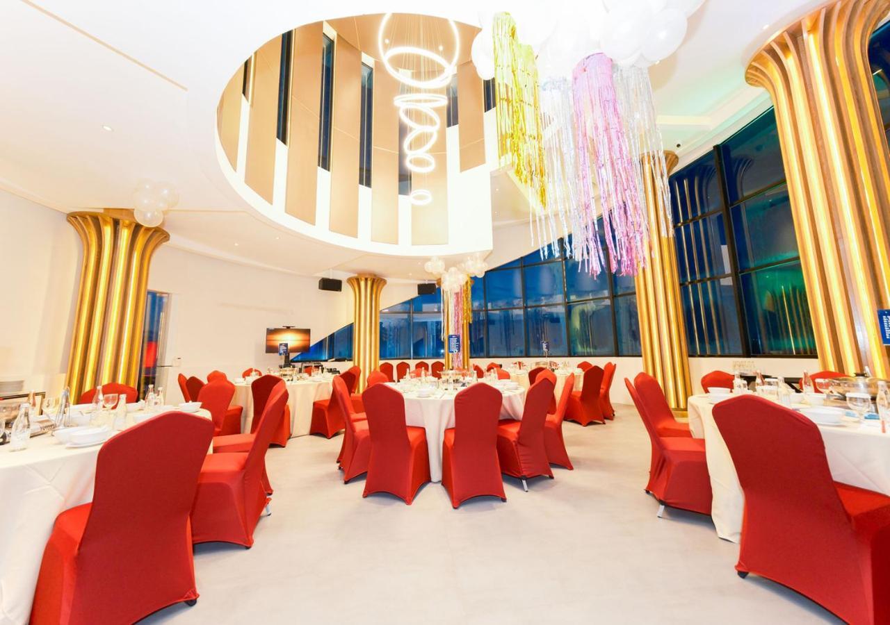 Pentacity Hotel Balikpapan Екстер'єр фото