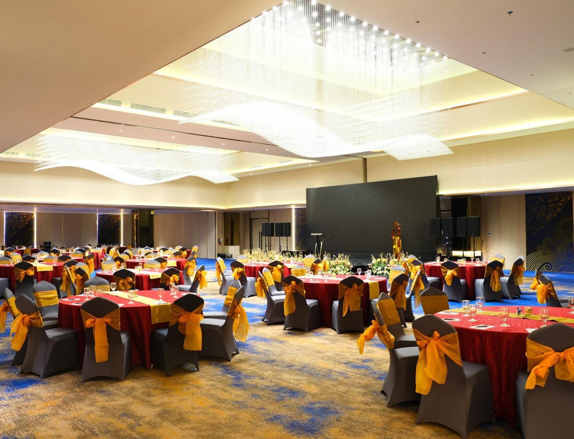 Pentacity Hotel Balikpapan Екстер'єр фото