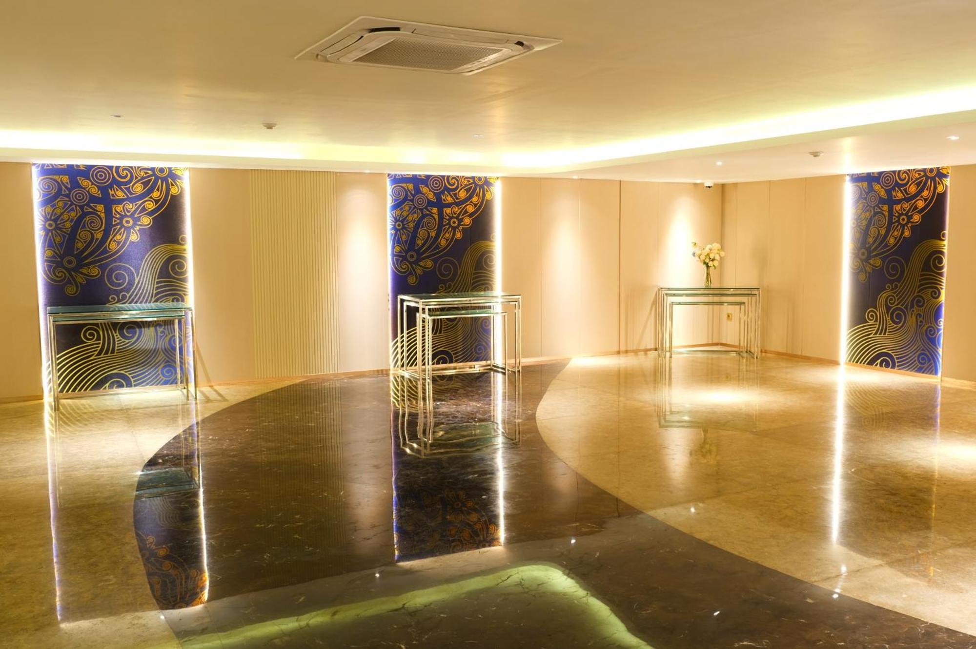 Pentacity Hotel Balikpapan Екстер'єр фото